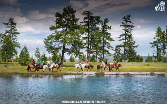 Horse_trekking_to_Tsaatan_family_in_the_Taiga_for_19_DAY